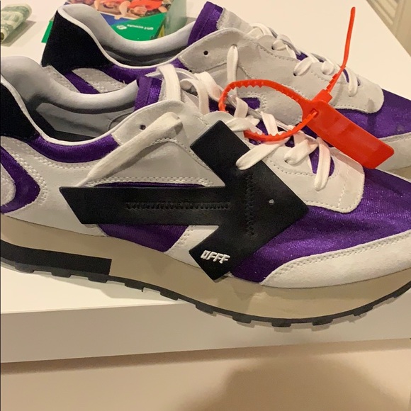 off white shoes - Picture 1 of 5